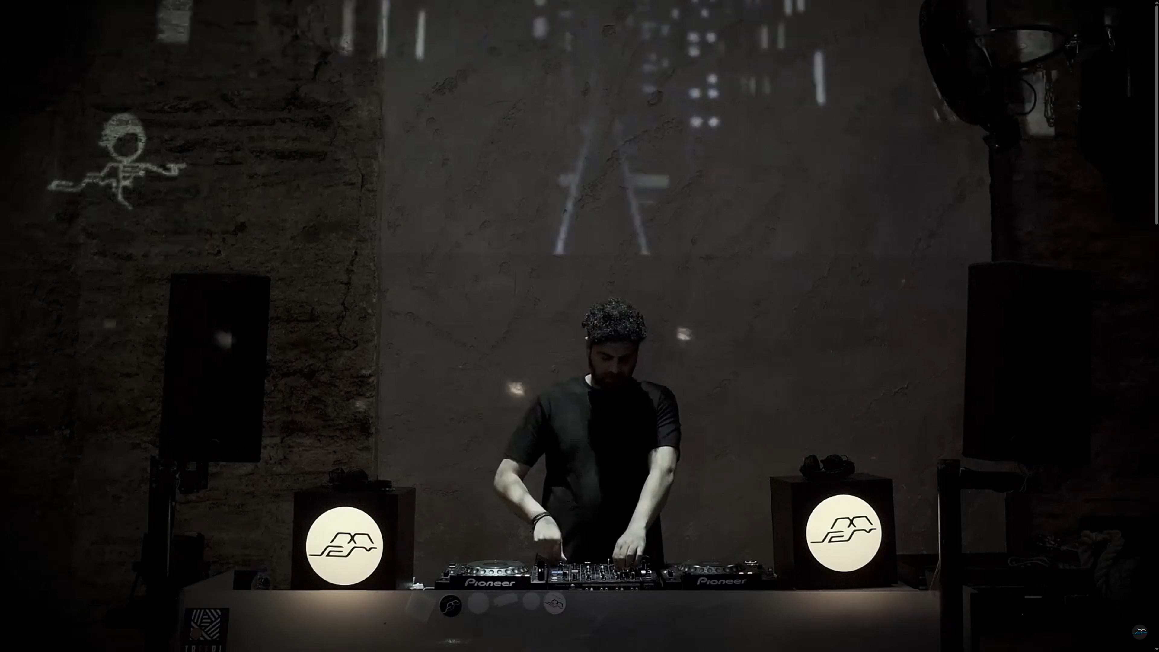 Paul Anthonee @ Aigli Geni Hamam / Live Sessions